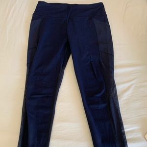 Victoria’s Sport Knockout Leggings Size L